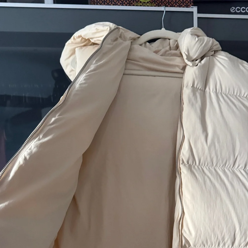 Tory Burch Cream Long Down Vest size S